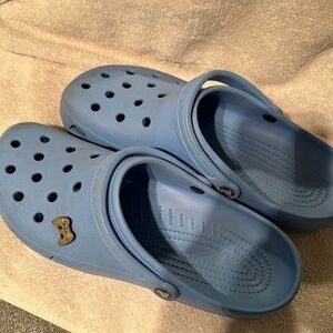 Men’s Size 15 Light Blue Crocs (Widget Included!)